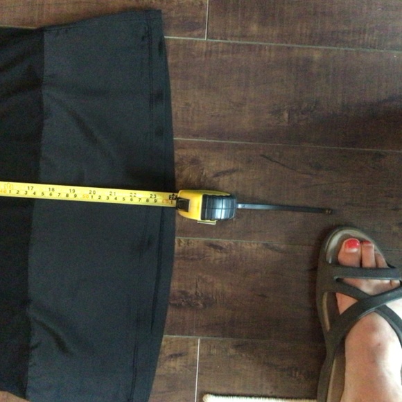 Olsen Black Top with Silk Panels Sz 6/S - Picture 5 of 9